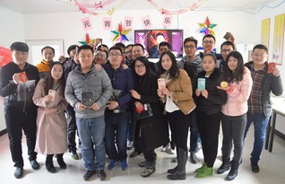 中建二局东北分公司大连盛都项目举办元宵联欢会